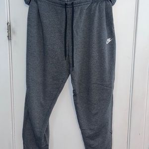 NWOT Women's Nike Fleece Joggers